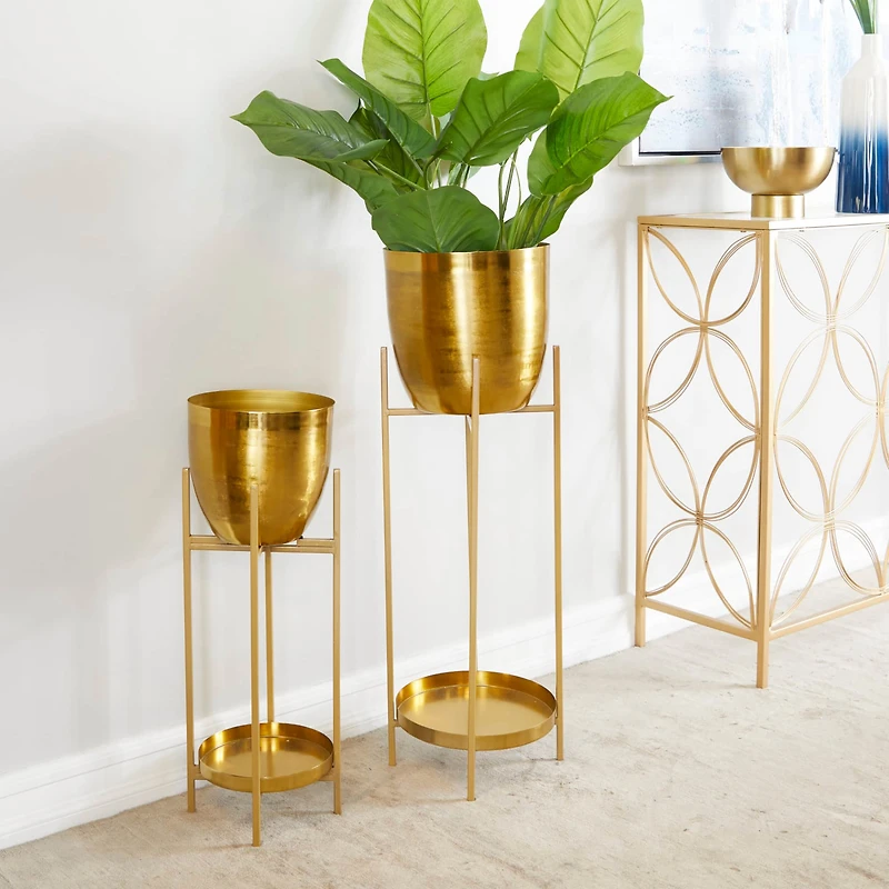 CosmoLiving by Cosmopolitan Gold Metal Planter with Removable Stand Set