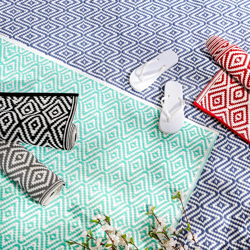 DII® Aqua Diamond Outdoor Rug, 4ft. x 6ft.