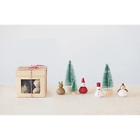Hello Honey® Christmas Garden Kit with Hand-Painted Wood Figures