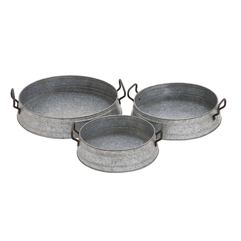 Set of 3" Grey Metal Farmhouse Tray, 18", 16", 14"