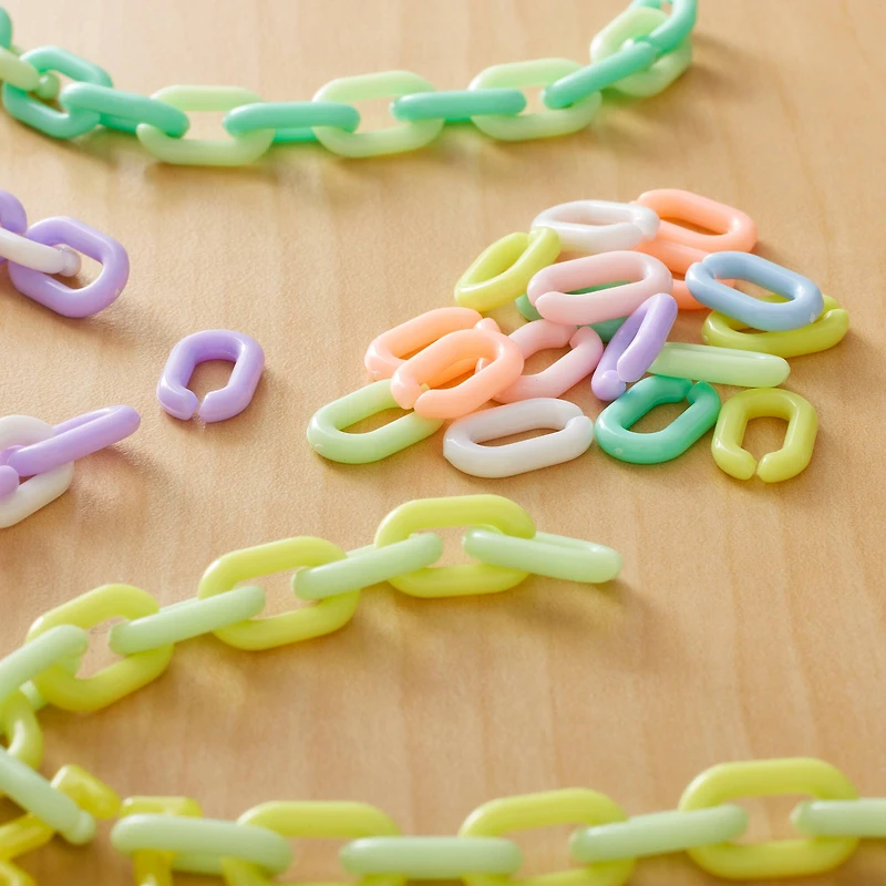 Pastel Plastic Chain Links by Creatology™, 400ct.