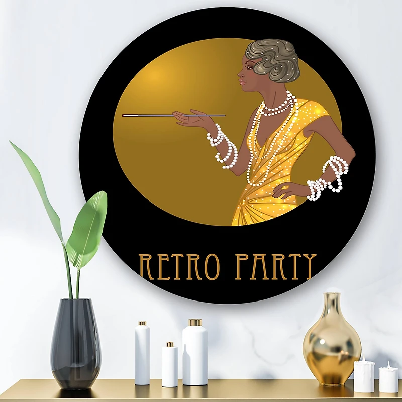 Designart - Retro Fashion Glamour African American Woman