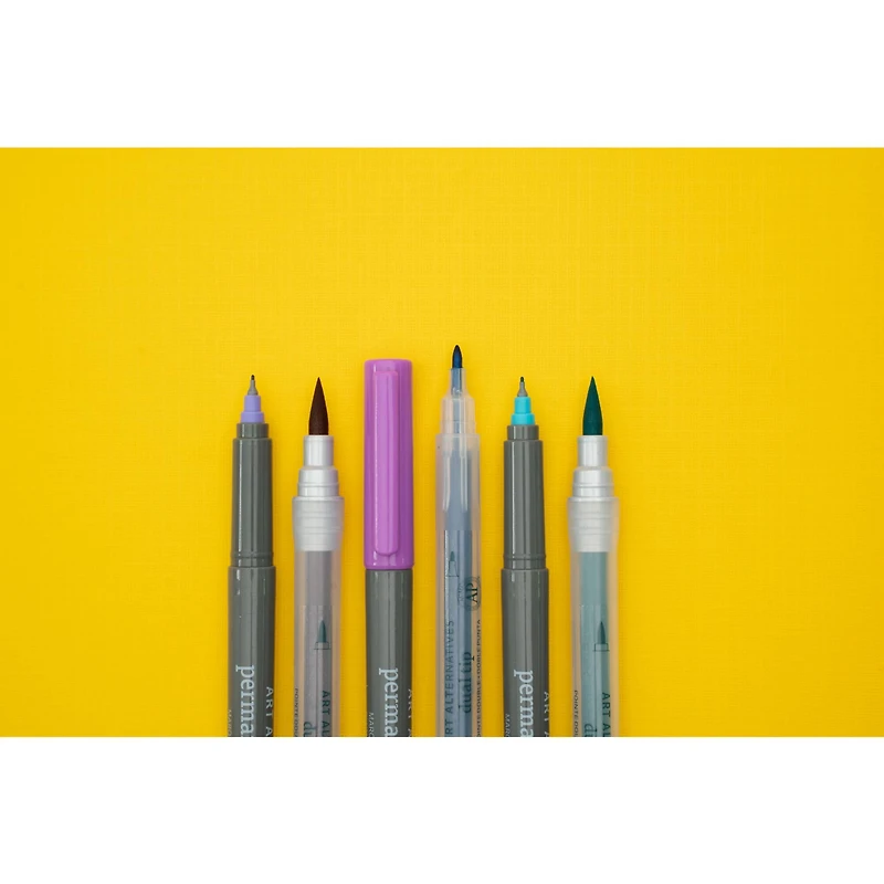 Art Alternatives Gold Fine Permanent Marker Set