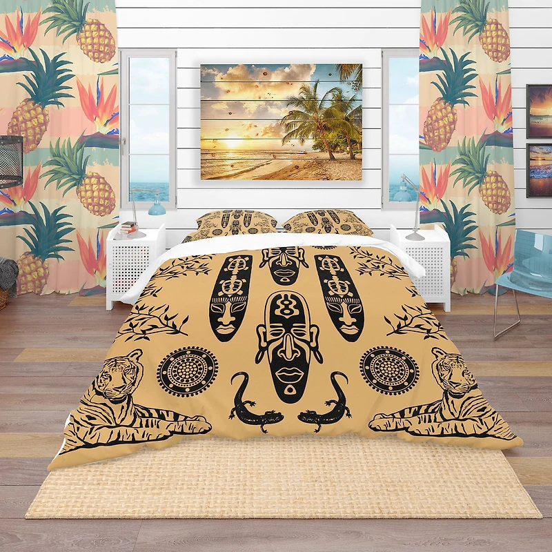 Designart 'Ethnic Decorative Mask' African Bedding Set