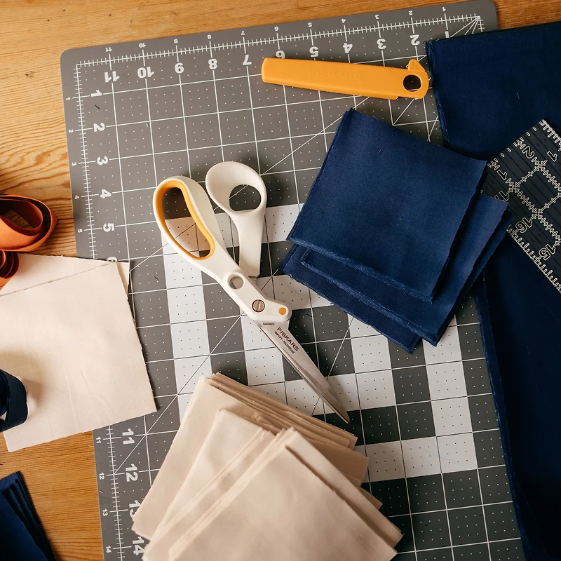 Fiskars® Amplify® RazorEdge™ Fabric Shears