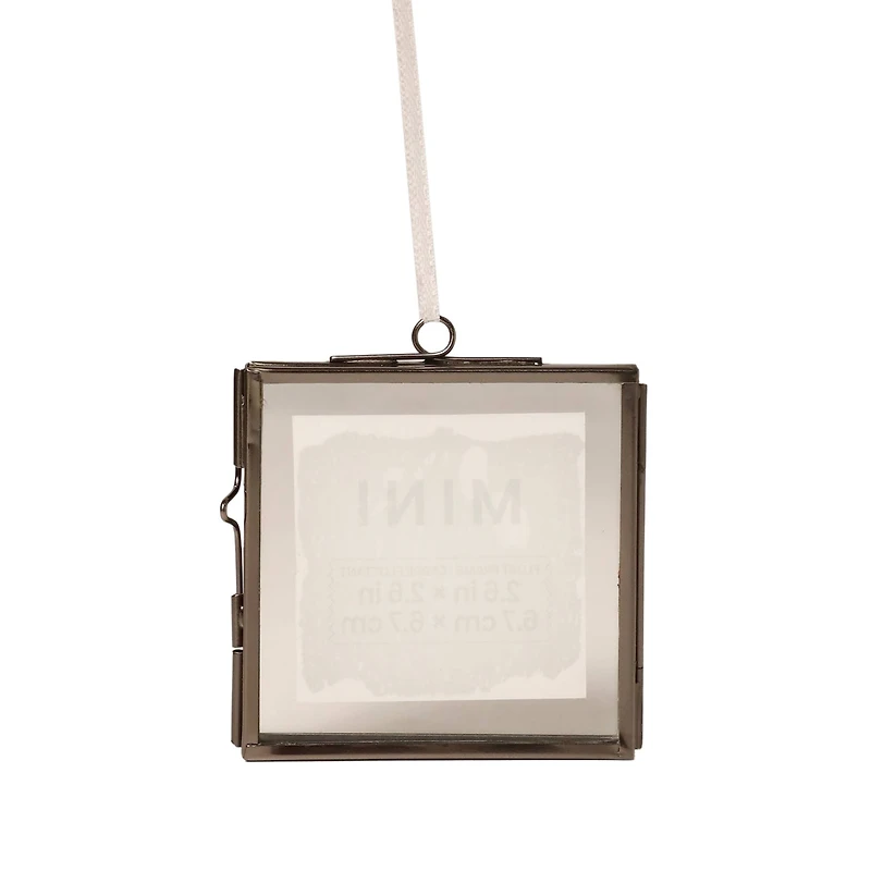 Mini Square Float Frame by Studio Décor