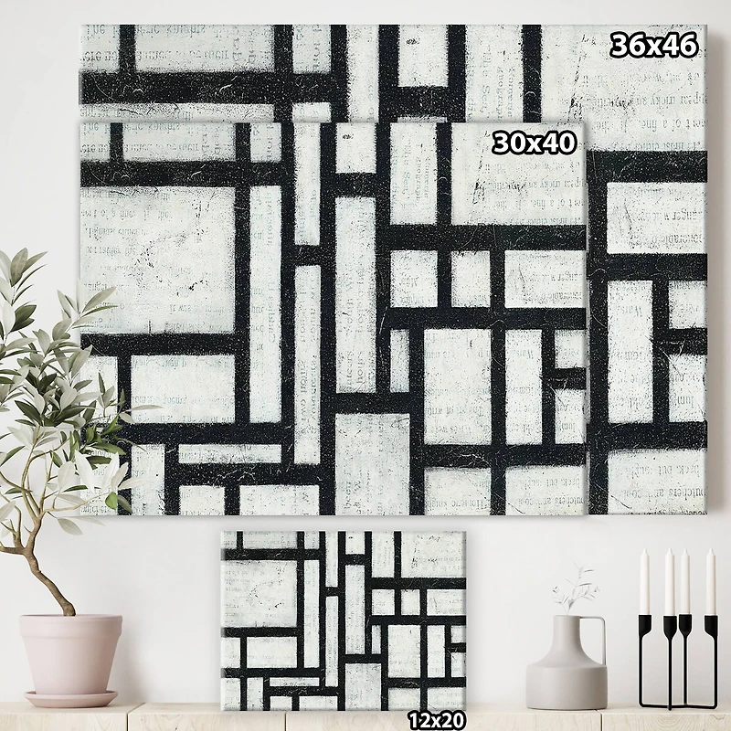 Designart - Black and White Labyrinth geometric