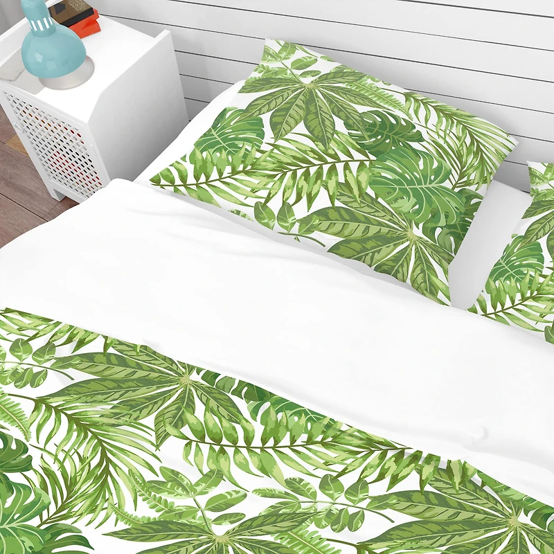 Designart 'Exotic Pattern with Tropical Leaves' Tropical Bedding Set