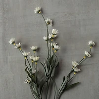 16 Pack: Cream Wild Daisy Spray by Ashland®