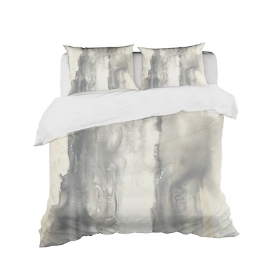 Designart 'Gold Glamour Direction I' Geometric Bedding Set