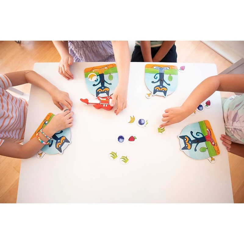 Educational Insights® Pete the Cat® I Love My White Shoes Game