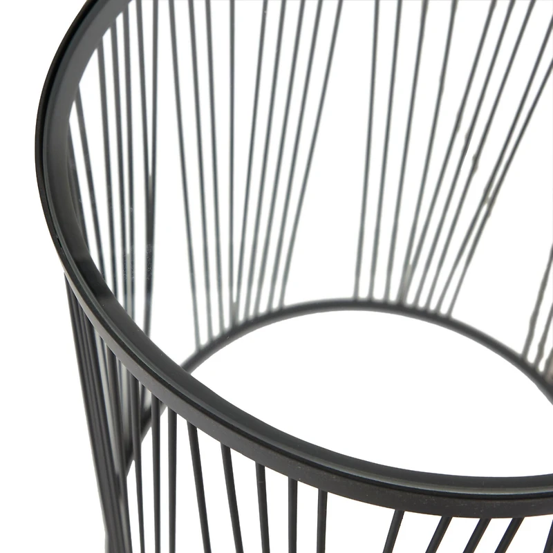 Black Metal Contemporary Accent Table, 22" x 18" x 18"