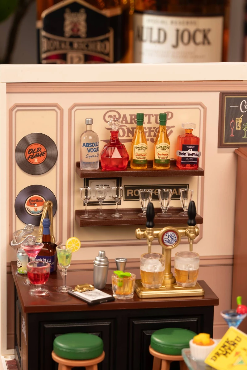 Rolife® Super Creator Leisurely Cheers Bar DIY Miniature Kit