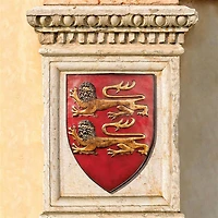 Design Toscano William of Normandy Grand Arms of France Wall Shield