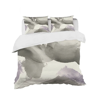 Designart 'minimal geometric Gesture IV' Geometric Bedding Set