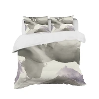 Designart 'minimal geometric Gesture IV' Geometric Bedding Set