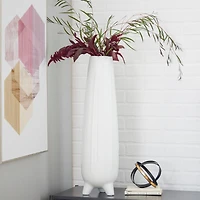 CosmoLiving by Cosmopolitan White Ceramic Contemporary Vase