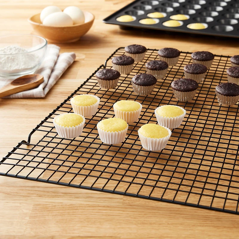 6 Pack: Wilton® Cooling Rack by Celebrate It®