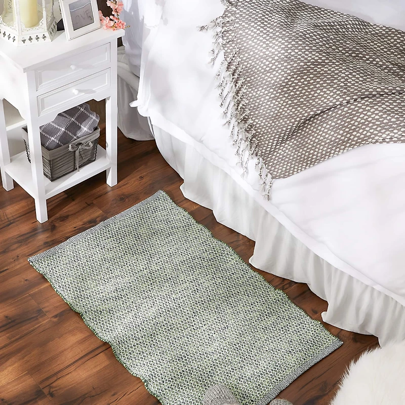 DII® Diamond Handwoven Recycled Yarn Rug