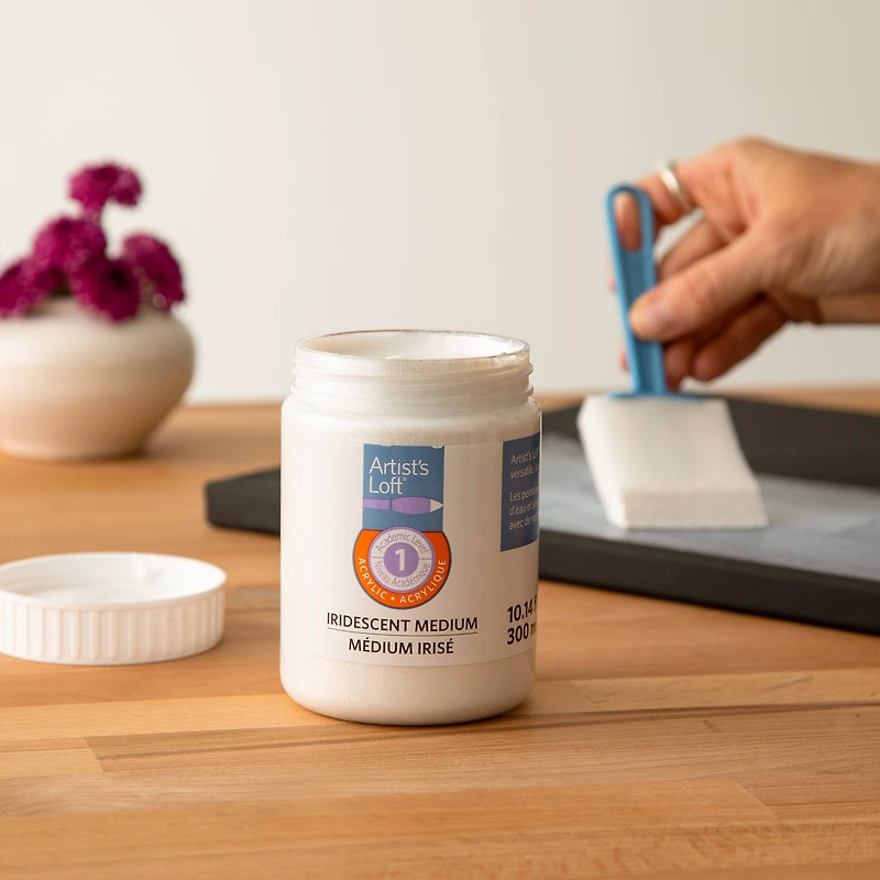 Iridescent Medium by Artist's Loft®