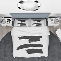 Designart 'Black and White Geometric Company I' Geometric Bedding Set