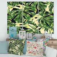 Designart - Natural Leaves Exotic On Dark II