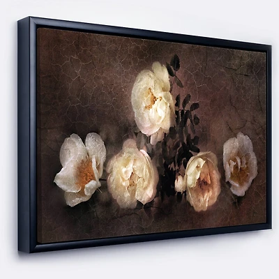 Designart - Wild Roses in Old Painting Style