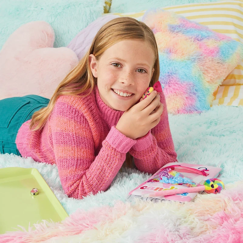 Make It Real™ 3C4G Candy Plush Pocket Locking Journal Set