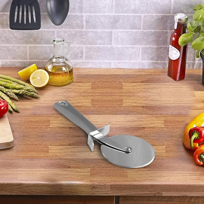 Martha Stewart Stainless Steel Pizza Cutter