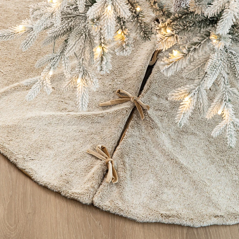 Glitzhome® Faux Rabbit Fur Christmas Tree Skirt