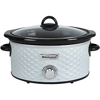 Brentwood White 4.5qt. Scallop-Pattern Slow Cooker