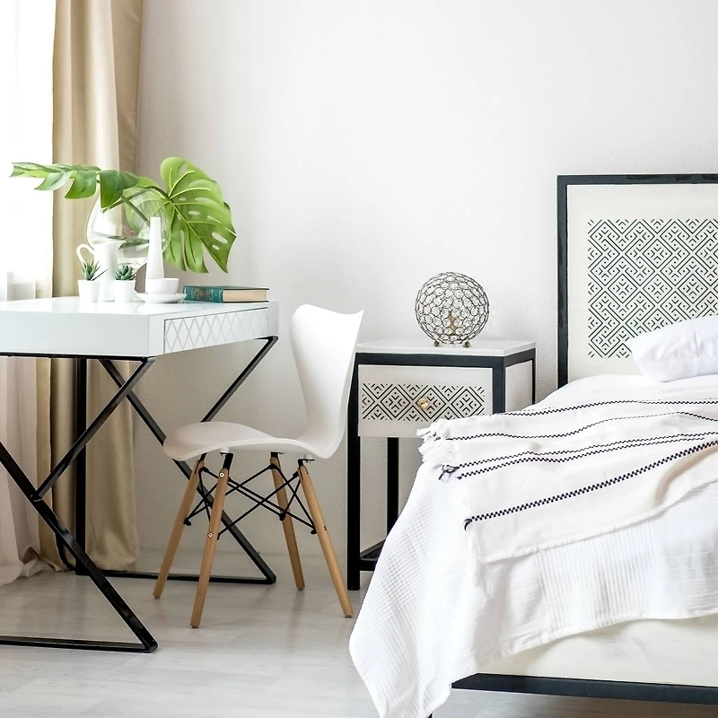 Lalia Home 8" Antique Brass Elipse Crystal Glam Orb Table Lamp