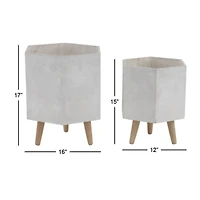 CosmoLiving by Cosmopolitan White Polystone Contemporary Planter Set