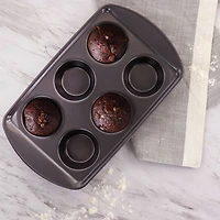 Gibson Baker's Friend Gray 6 Cup Nonstick Steel Muffin Pan