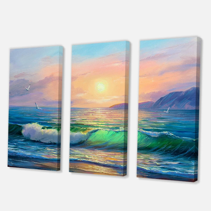 Designart - Blue Waves Breaking At The Beach V