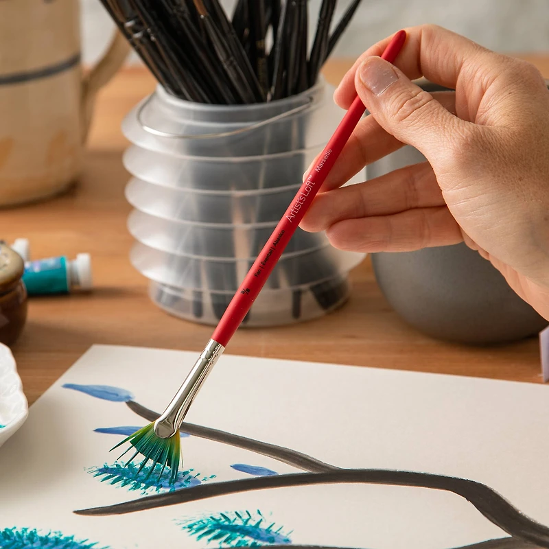 Marseille Wisp Fan Brush by Artist's Loft®