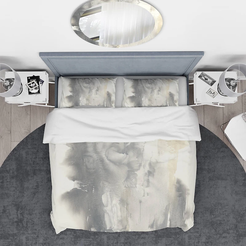 Designart 'Gold Glamour Direction II' Geometric Bedding Set