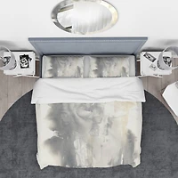 Designart 'Gold Glamour Direction II' Geometric Bedding Set