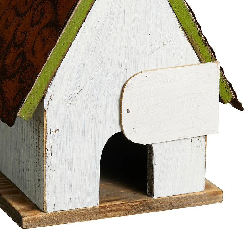 Glitzhome® 8.25" Distressed Metal Roof & Flower Wood Birdhouse