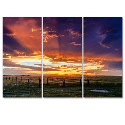 Designart - Dramatic Sunset over Prairie