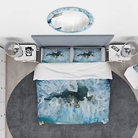 Designart 'Geode Interior with Light Blue crystals' Mid-Century Modern Bedding Set