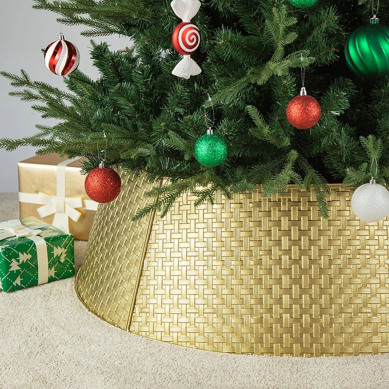 Glitzhome® 3ft. Gold Weave Metal Tree Collar