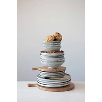 Hello Honey® 13.75" Round Acacia Wood Cheese/Cutting Board with Handle