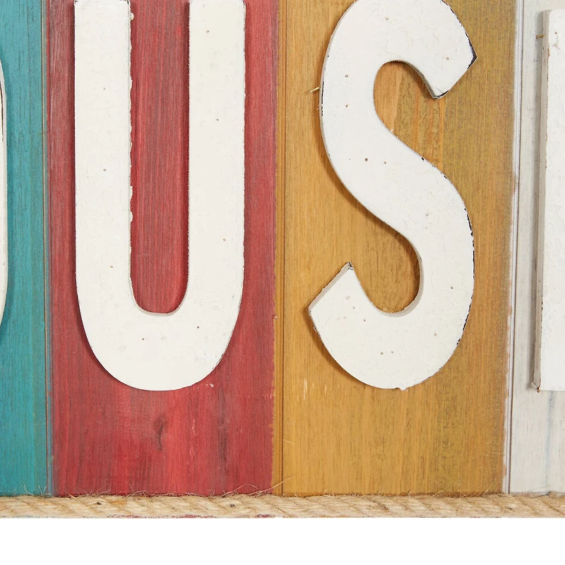 Lakehouse Wood Sign Wall Decor