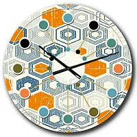 Designart 'Retro Hexagon Pattern Ix Mid-Century Modern Wall Clock
