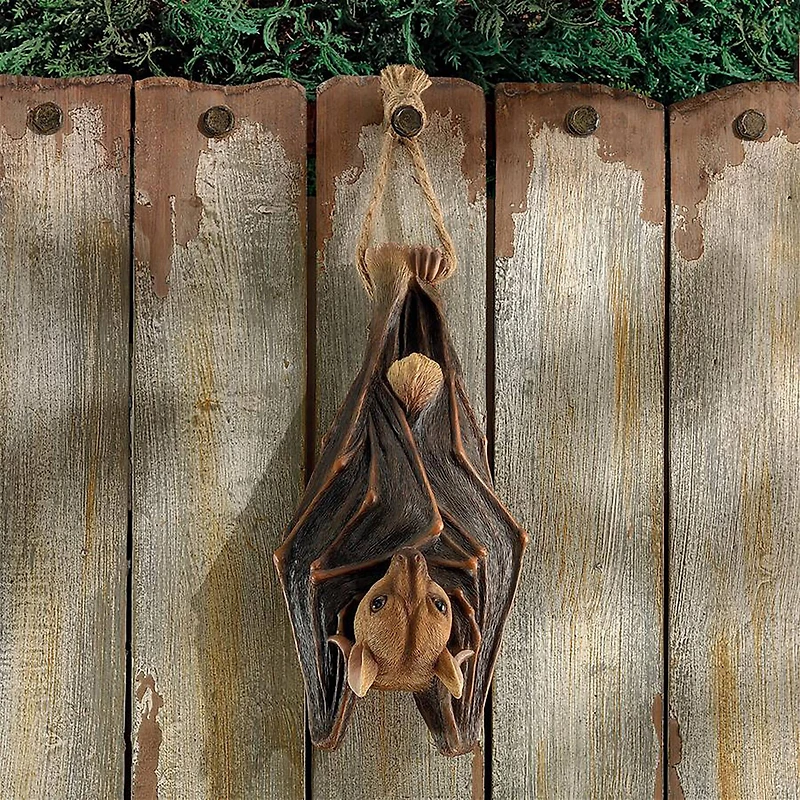 Design Toscano Hanging Mega Bat Sculpture