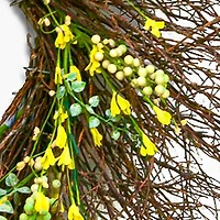 24" Spring Yellow Forsythia Wreath