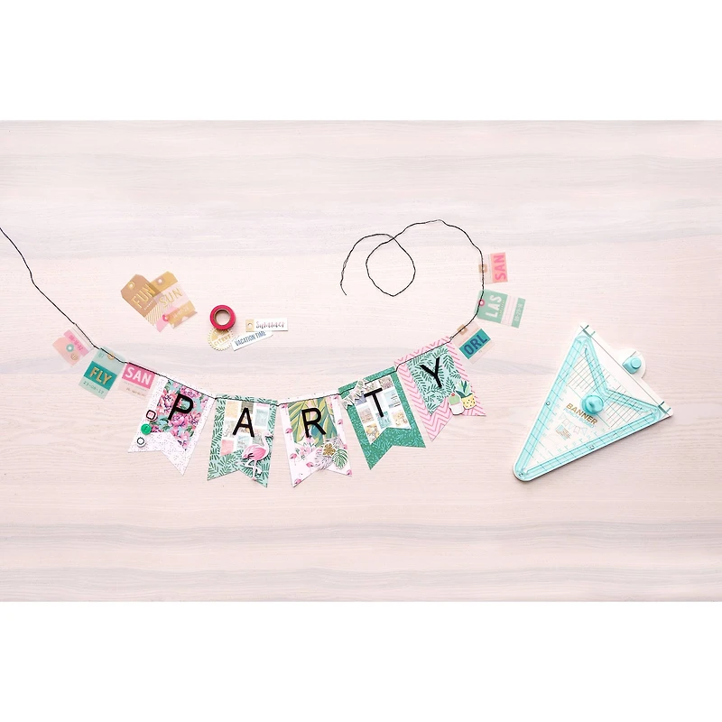 We R Memory Keepers Banner Punch Board