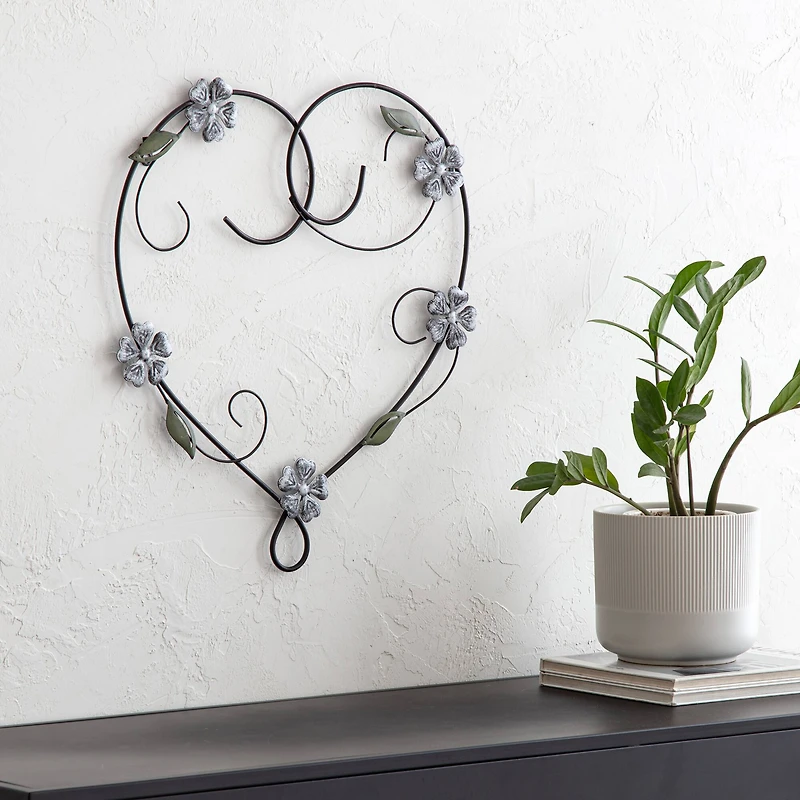 Habitat Decor 20" Aquilla Heart Metal Wall Art