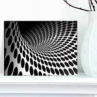 Designart - Waves and Circles Black n’ White